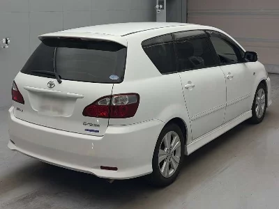 Toyota Ipsum