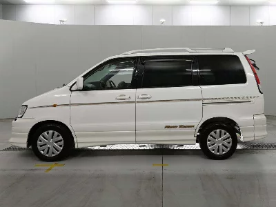Toyota TownAce Noah