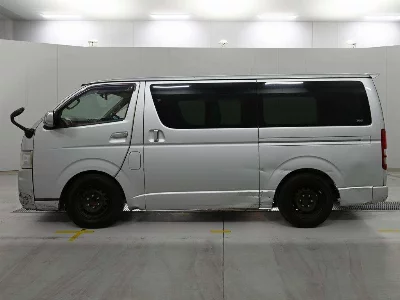Toyota RegiusAce