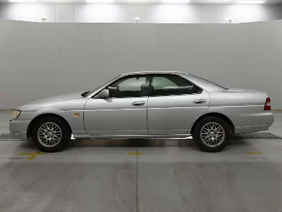 NISSAN LAUREL
