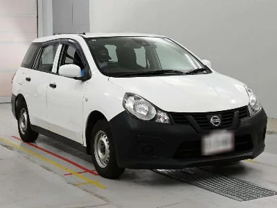 Nissan AD