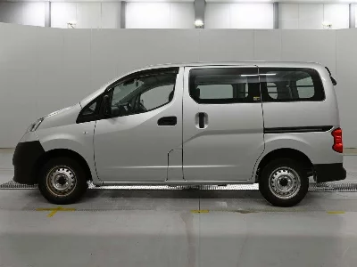 Nissan NV200 VANETTE VAN