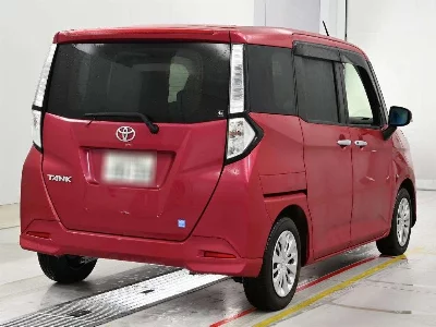 Toyota Tank