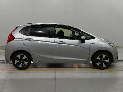 Honda FIT HYBRID