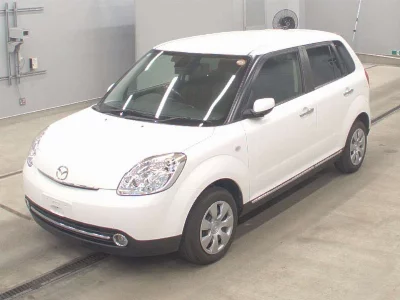 Mazda Verisa