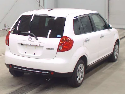 Mazda Verisa