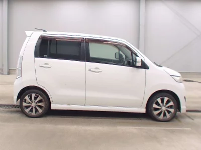Suzuki WAGON R STINGRAY