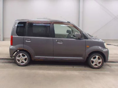 Nissan Otti
