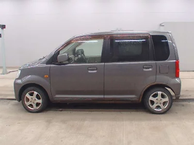 Nissan Otti