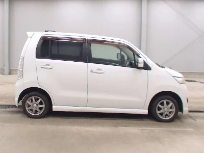 Suzuki WAGON R STINGRAY