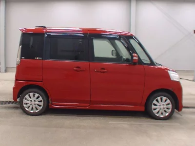 Suzuki Spacia Custom