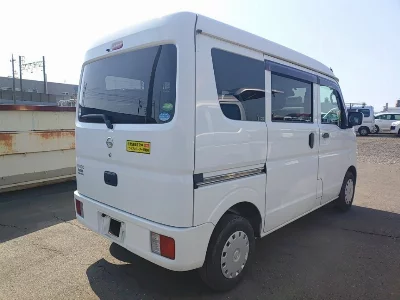 NISSAN NV100 CLIPPER