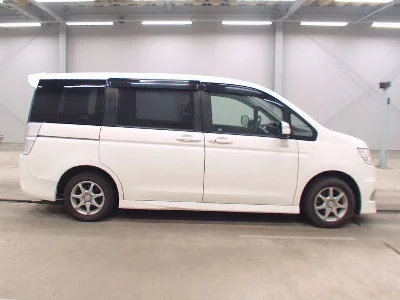 Honda STEPWGN SPADA