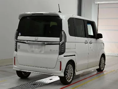 Honda N BOX CUSTOM