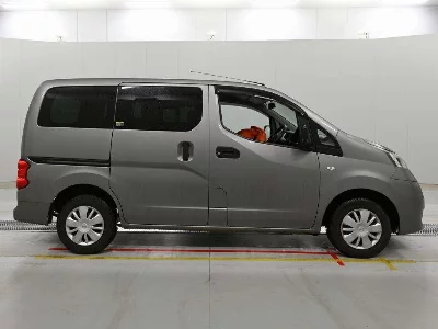 Nissan NV200 VANETTE VAN