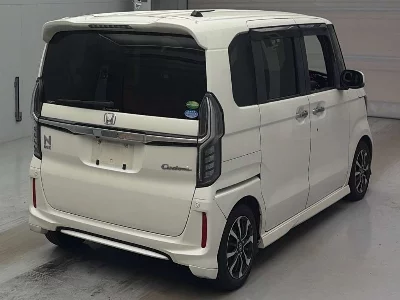 Honda N BOX CUSTOM