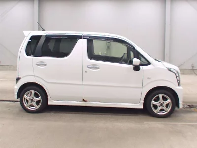 Suzuki WAGON R STINGRAY