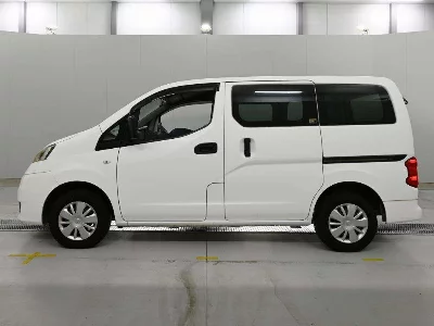 Nissan NV200 VANETTE VAN