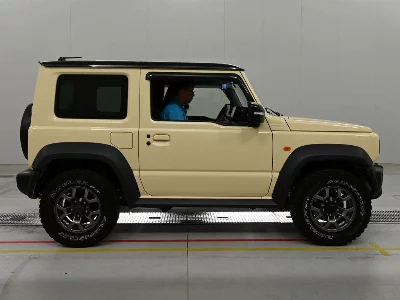 Suzuki Jimny Sierra