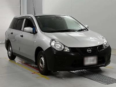 Nissan AD