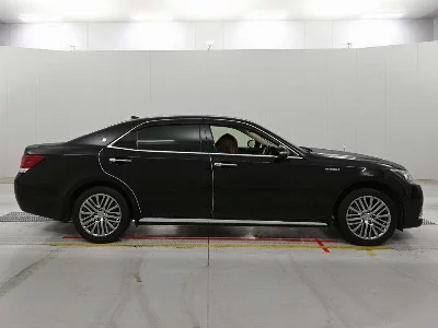 Toyota CROWN MAJESTA