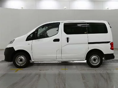 Nissan NV200 VANETTE VAN