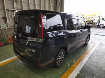 Toyota Esquire