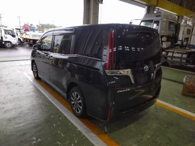 Toyota Esquire