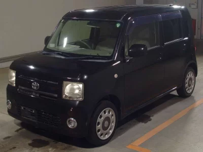 Toyota Pixis Space