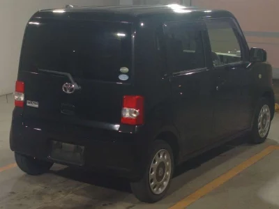 Toyota Pixis Space