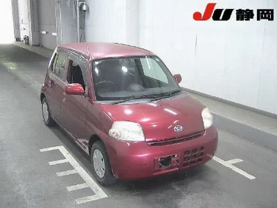 Daihatsu Esse