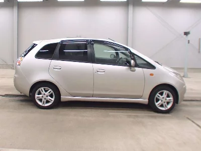 Mitsubishi Colt Plus