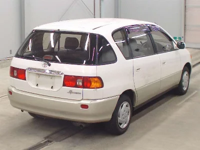 Toyota Ipsum