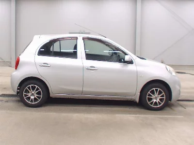 Nissan March