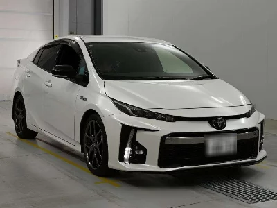 Toyota Prius PHV