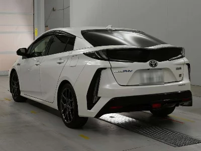 Toyota Prius PHV