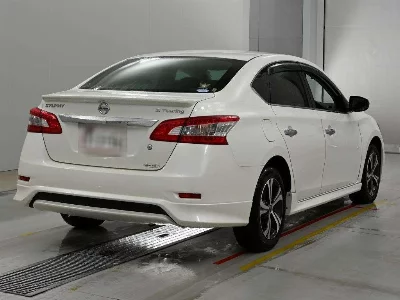 Nissan BLUEBIRD SYLPHY