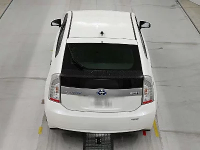 Toyota Prius PHV