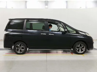 Mazda Biante