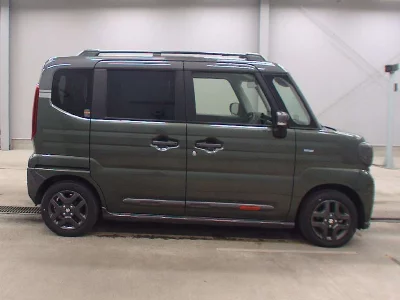 Suzuki Spacia Gear