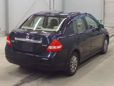 Nissan Tiida Latio
