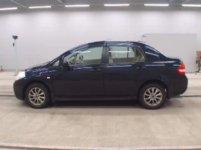 Nissan Tiida Latio
