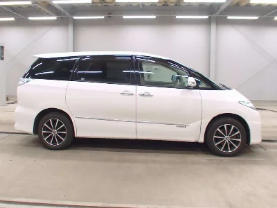 Toyota Estima Hybrid