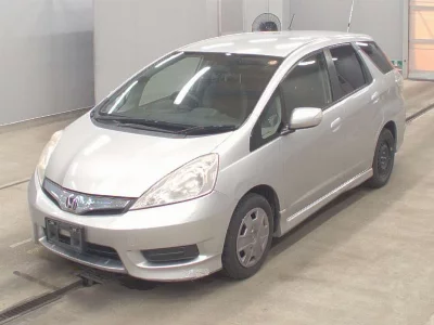 Honda FIT SHUTTLE HYBRID