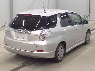 Honda FIT SHUTTLE HYBRID