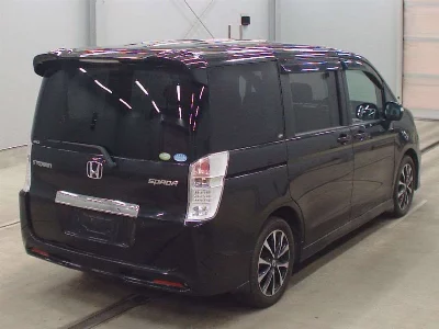Honda STEPWGN SPADA