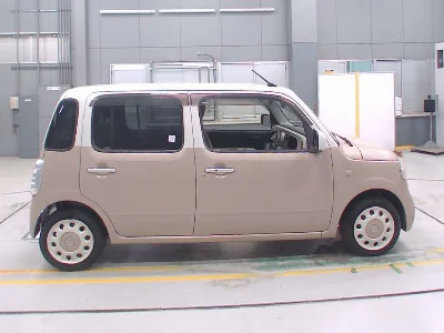 Daihatsu Mira Cocoa
