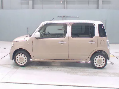 Daihatsu Mira Cocoa