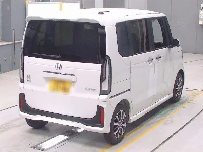 Honda N BOX CUSTOM