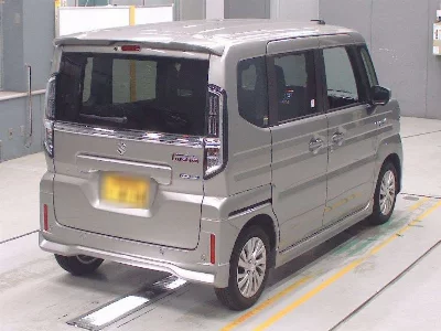 Suzuki Spacia Custom